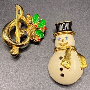 Vintage Monet Snowman Brooch Blue Gem Eyes & GoldTone Christmas Music Note Holly